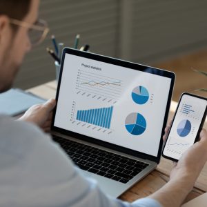 Cum să îți sincronizezi telefonul cu alte dispozitive? 4 recomandări
